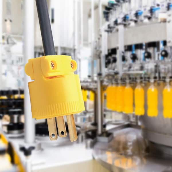 Pass & Seymour Medium Duty 15 Amp 125-Volt NEMA 5-15P Straight Blade Plug, Yellow