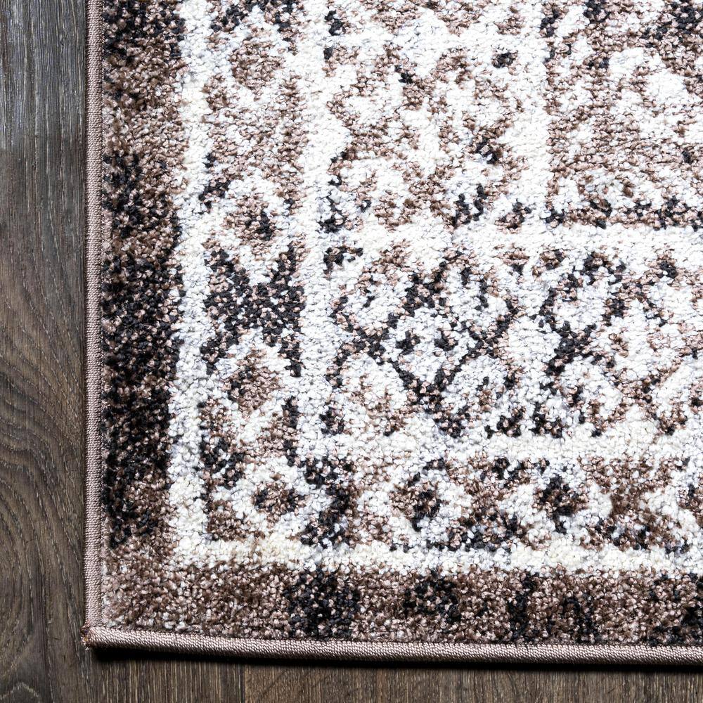 Bohemian Bliss Brown/Ivory Medallion 8'x10' Easy-Care Area Rug