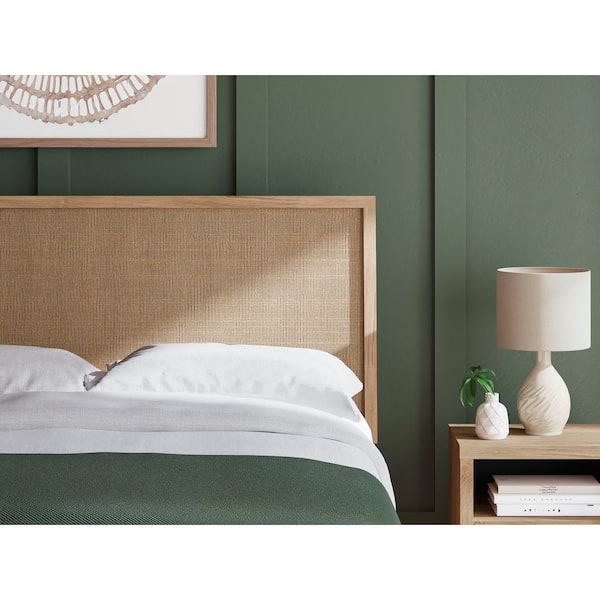 Signature DESIGN BY ASHLEY Cielden Beige Queen Panel Headboard