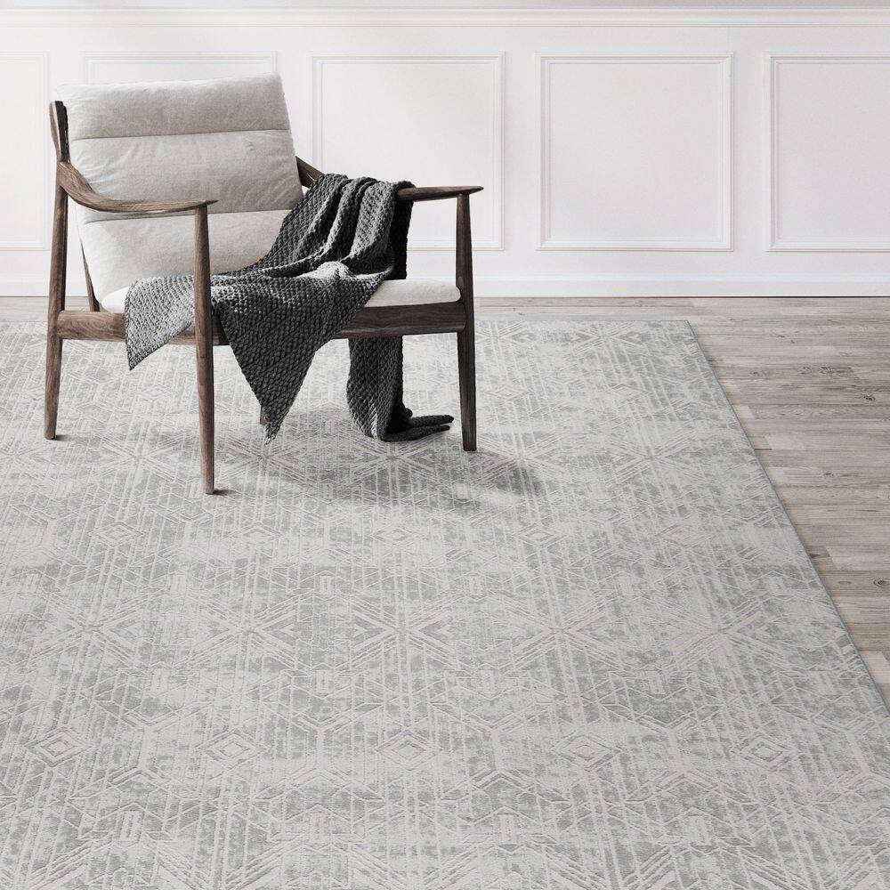 Ethan Marion 8' x 10' Gray Synthetic Reversible Area Rug