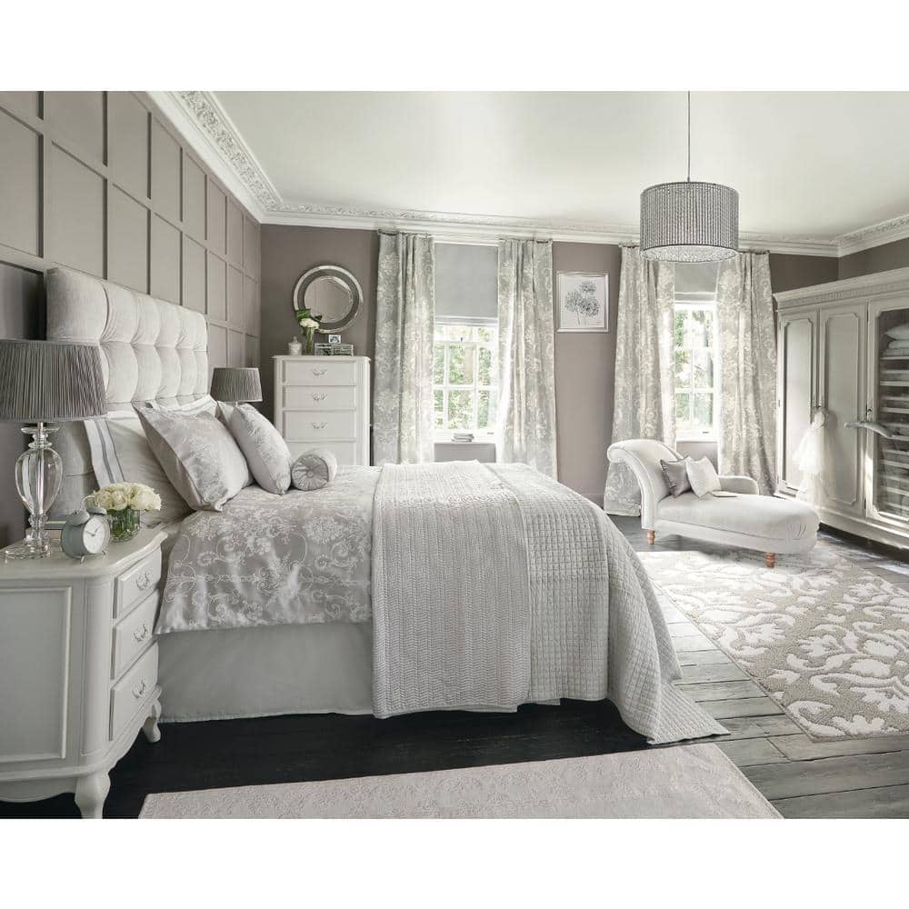 Light Grey & White Geometric Easy-Care Area Rug, 60"x36"