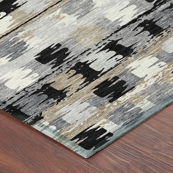Chantille Machine Washable Indoor/Outdoor Abstract ACN2673 Black 2 ft. x 3 ft. Accent Rug