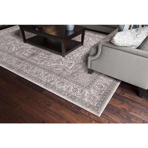 Kashan Heriz Ivory 3 ft. x 5 ft. Medallion Area Rug