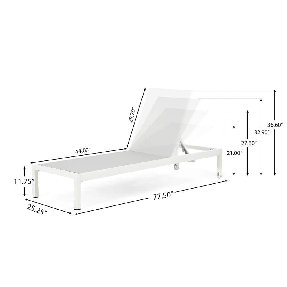 Measurement diagram of the outdoor chaise lounge dimensions.
