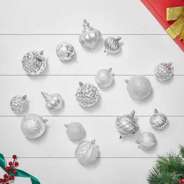 40 PC Silver Personalized Christmas Ornaments Solid Color Plastic Cups 5 16 oz