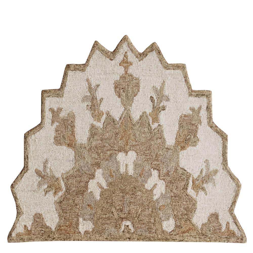 Brenna Beige/White 2 ft. 3 in. x 3 ft. 10 in. Hearth Medallion Transitional