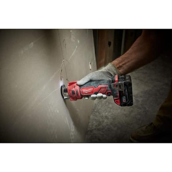 Milwaukee M18 18V Lithium-Ion Cordless Drywall Cut Out Rotary Tool w/2.0ah  Battery 2627-20-48-11-1820 - The Home Depot