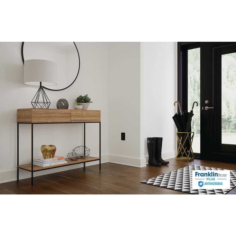 Classic 1-Gang Duplex Outlet Wall Plate