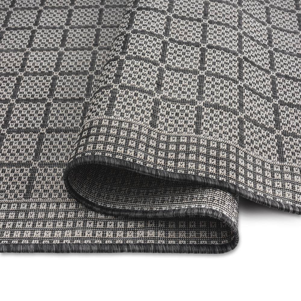 Luna Modern Geometric Black and Gray Indoor/Outdoor Area Rug