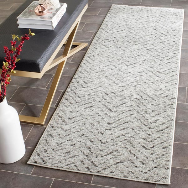 Adirondack Ivory/Charcoal 3 ft. x 22 ft. Chevron Marle Runner Rug