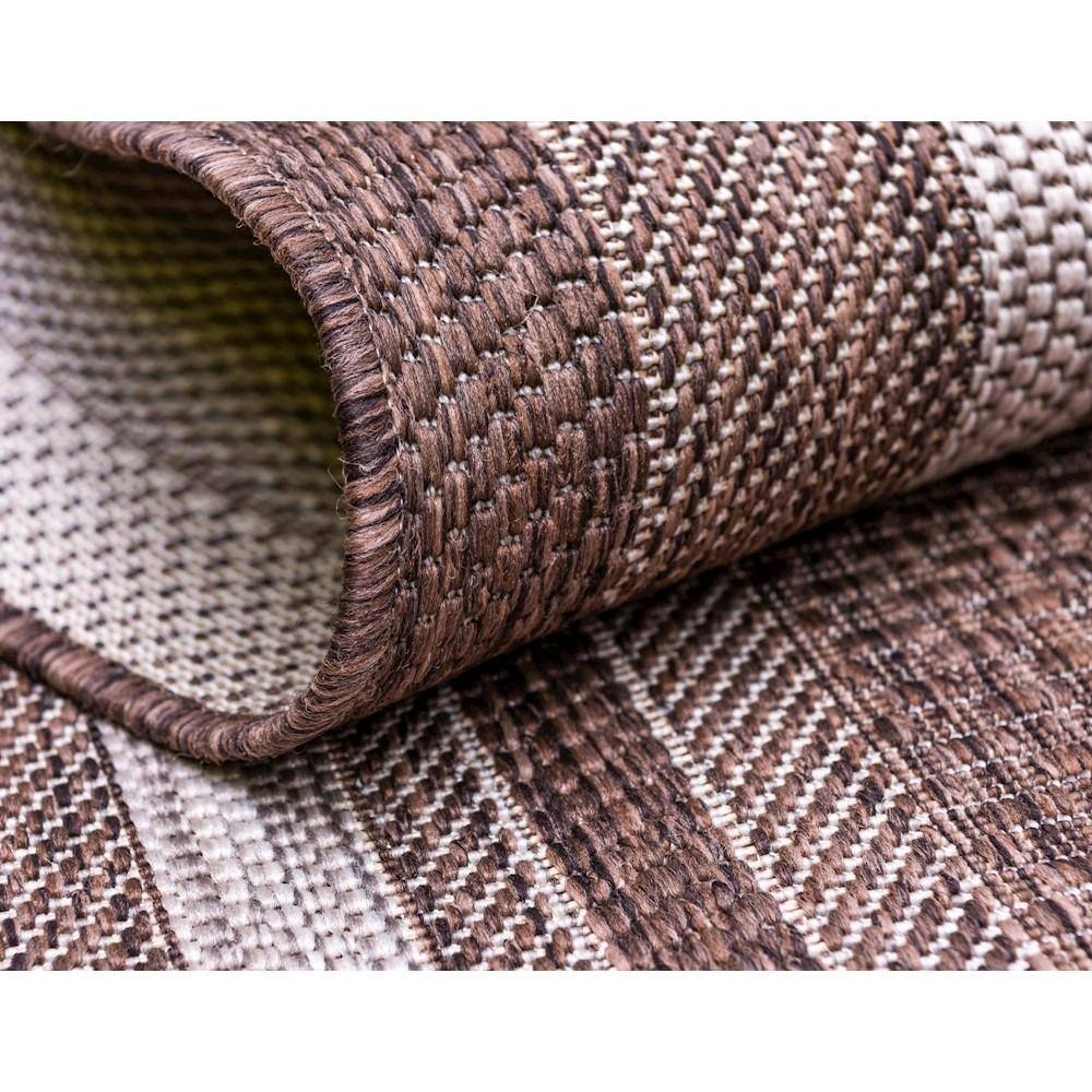 5'3" x 8' Soft Border Brown/Ivory Outdoor Rug