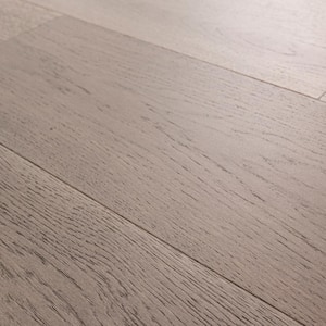 Baker Cove White Oak XXL 5/8 in. T x 9.45 in. W Tongue and Groove Engineered Hardwood Flooring (34.10 sq. ft./case)