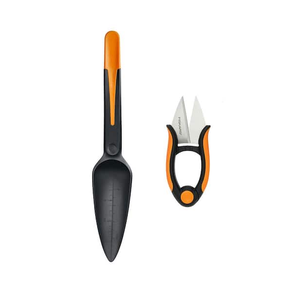 Fiskars 2-Piece Garden Tool Set with Seeding Planting Trowel and Garden Snips