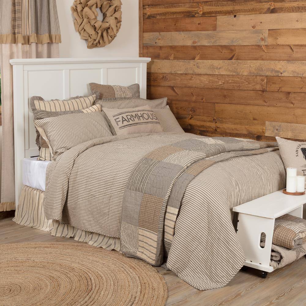 Charcoal and Creme Cotton Reversible California King Quilt Set
