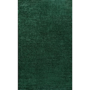 Haze Solid Low-Pile Emerald 4 ft. x 6 ft. Area Rug