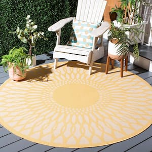 Courtyard Yellow/Beige 5 ft. Round Floral Medallion Indoor/Outdoor Area Rug