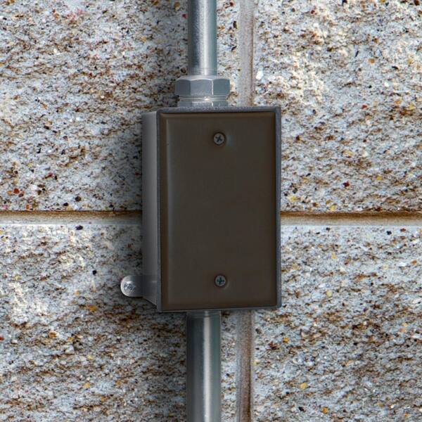 Hubbell BC100Z Weatherproof Metallic Device Cover Blank Bronze Single Gang