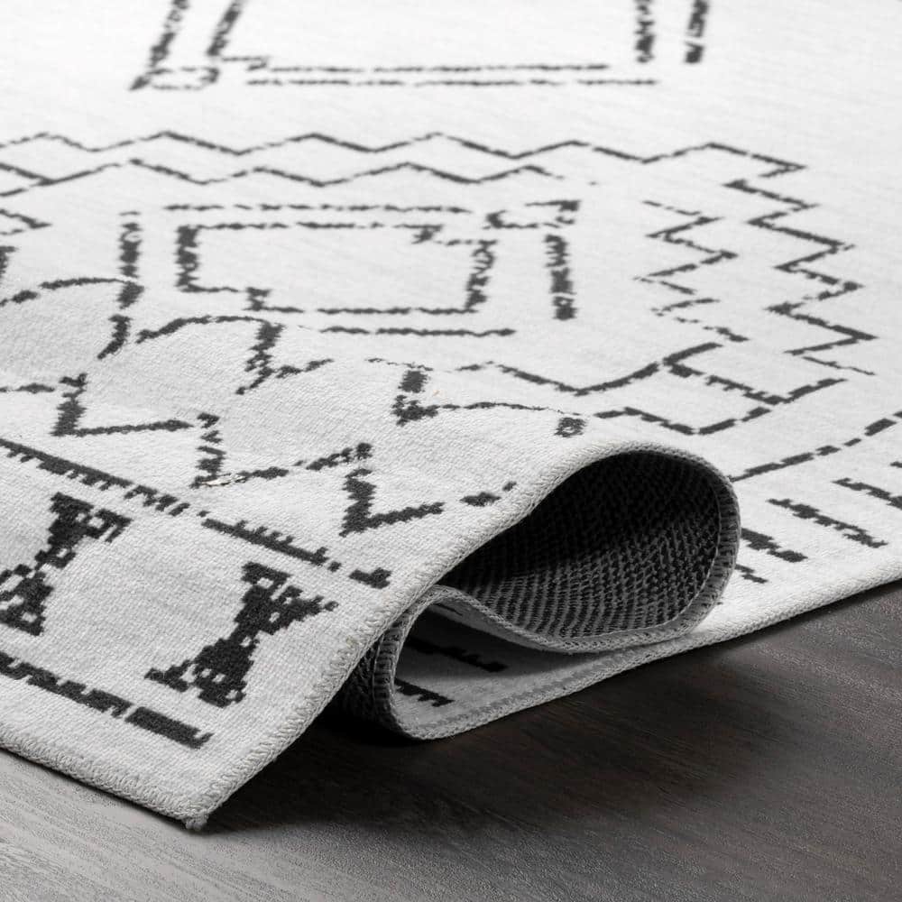 Ivory and Black Machine Washable Moroccan Area Rug