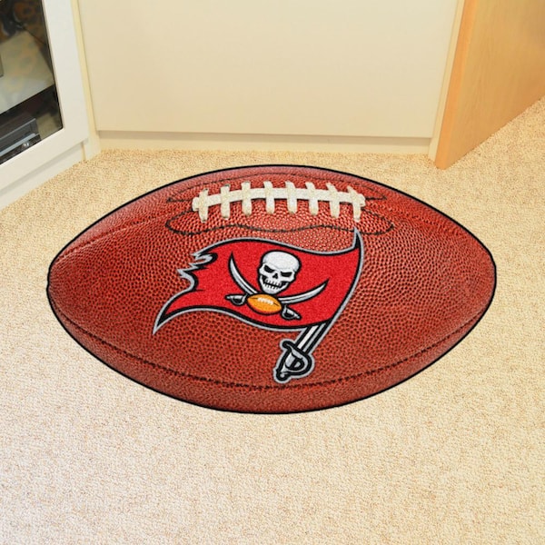 NFL Tampa Bay Buccaneers Photorealistic 20.5 in. x 32.5 in Football Mat