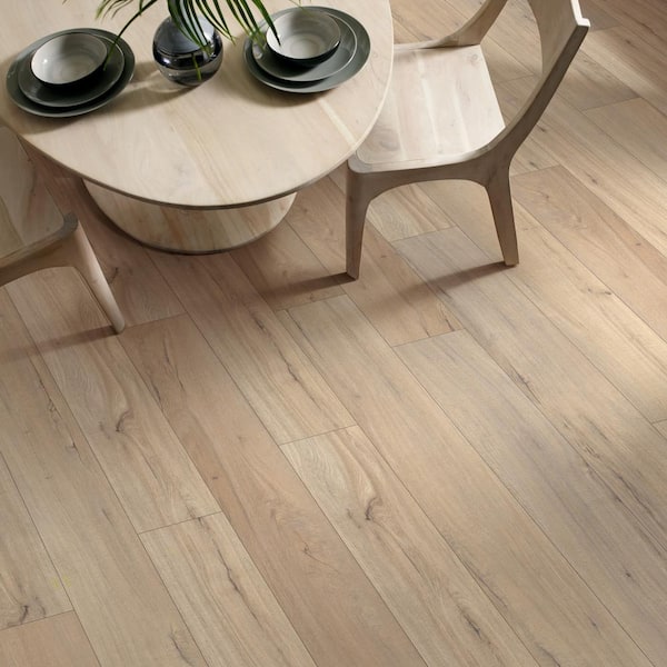 Grandview Shelton 12 MIL x 7 in. W x 48 in. L Waterproof Click Lock Vinyl Plank Flooring (18.91 sq. ft./ case )