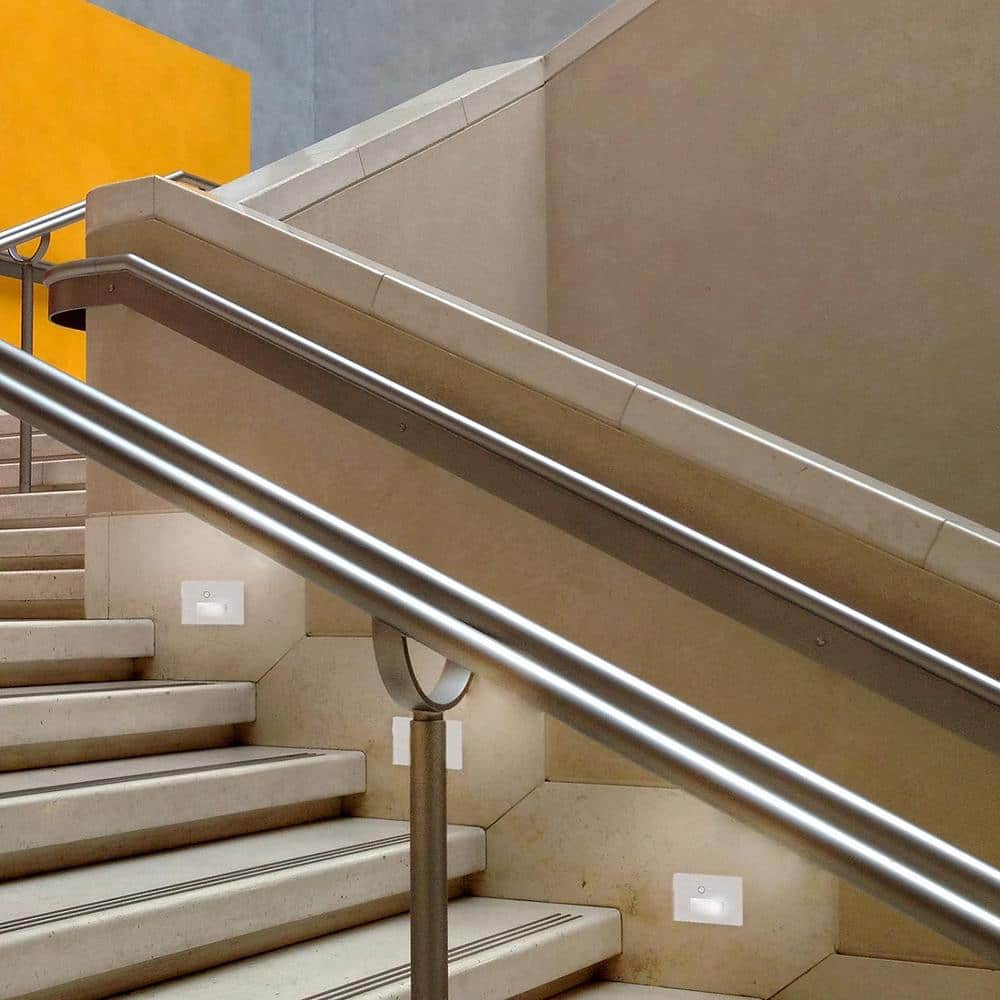 White Aluminum Integrated LED Motion Sensor Step Light