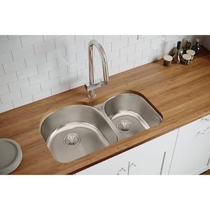 Lustertone Undermount Stainless Steel 31 in. 40/60 Double Bowl Kitchen Sink with 7.5 in. Bowls - Right Configuration