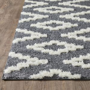 Vemoa Aslayn Blue 6 ft. 7 in. x 9 ft. 2 in. Geometric Polyester Area Rug