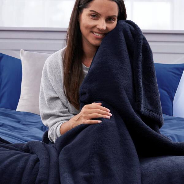 THE NORTHWEST GROUP Generic Navy Ultra Fine Faux Fur Throw Blanket