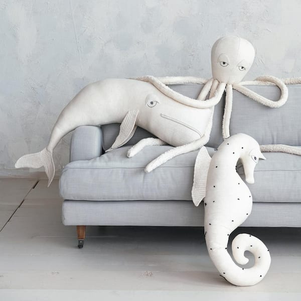 Shaped throw pillows hotsell