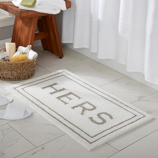 Hers Flint 24 in. x 40 in. White Polyester Machine Washable Bath Mat