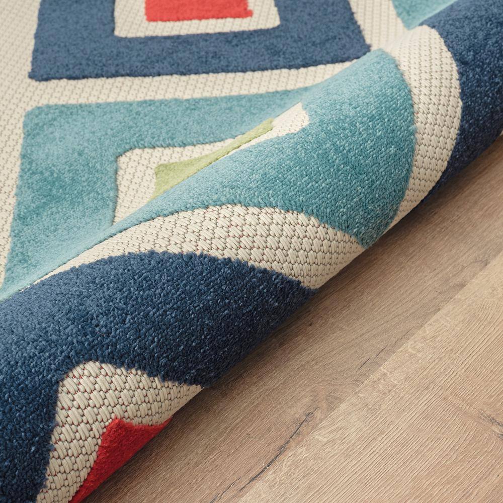 Reversible Blue Geometric Synthetic 2'x3' Easy-Care Outdoor Rug