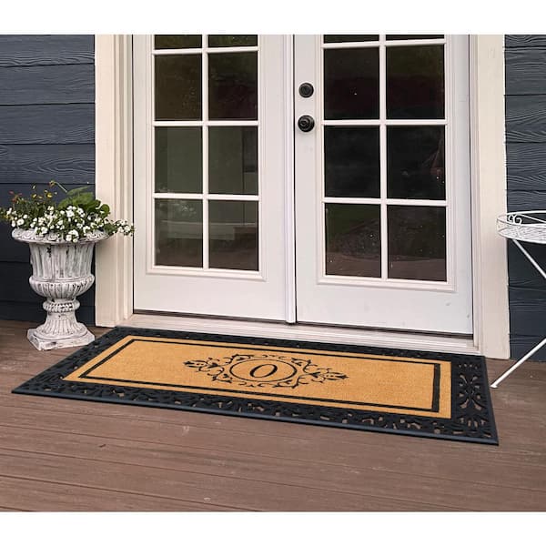 https://images.thdstatic.com/productImages/84812780-6705-4030-989f-7adaa27c95a4/svn/black-beige-a1-home-collections-door-mats-a1hc200113-o-1f_600.jpg