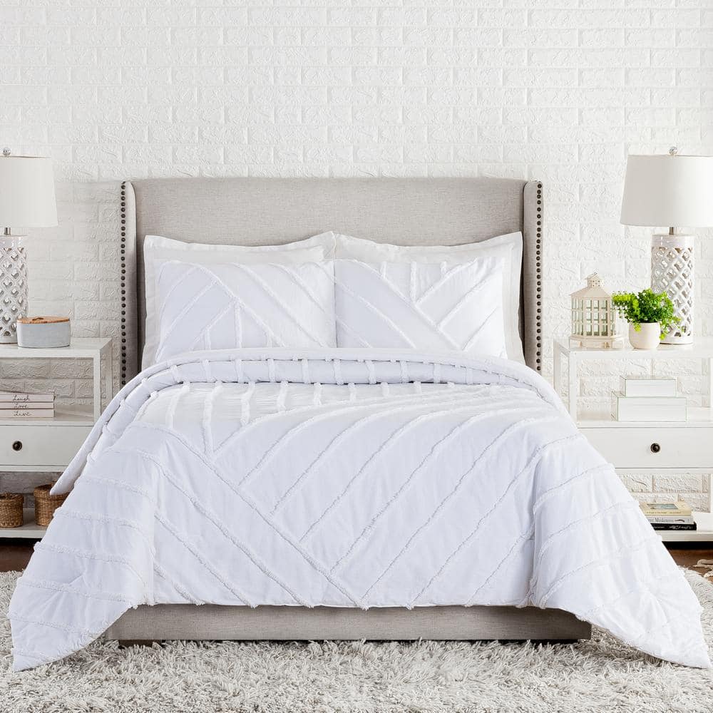 King White Cotton Chevron Comforter Set with Shams