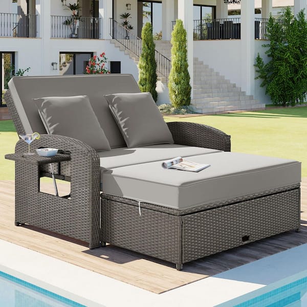 Coporesell Gray Wicker Outdoor Day Bed with Gray Cushions