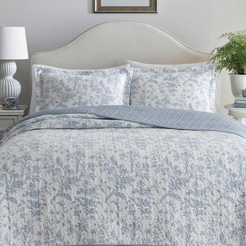 Blue Floral Reversible Cotton Full Quilt Set