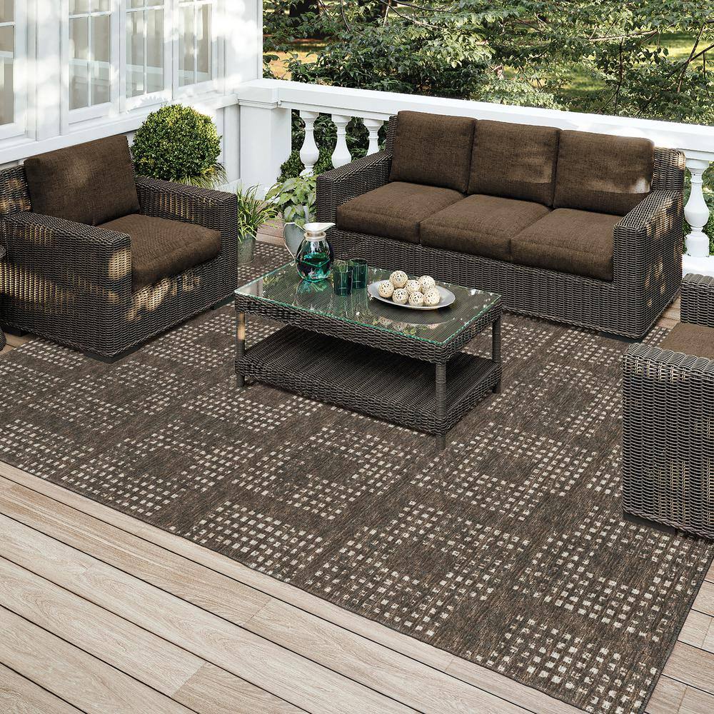 Brown Geometric Chenille 9' x 12' Washable Area Rug