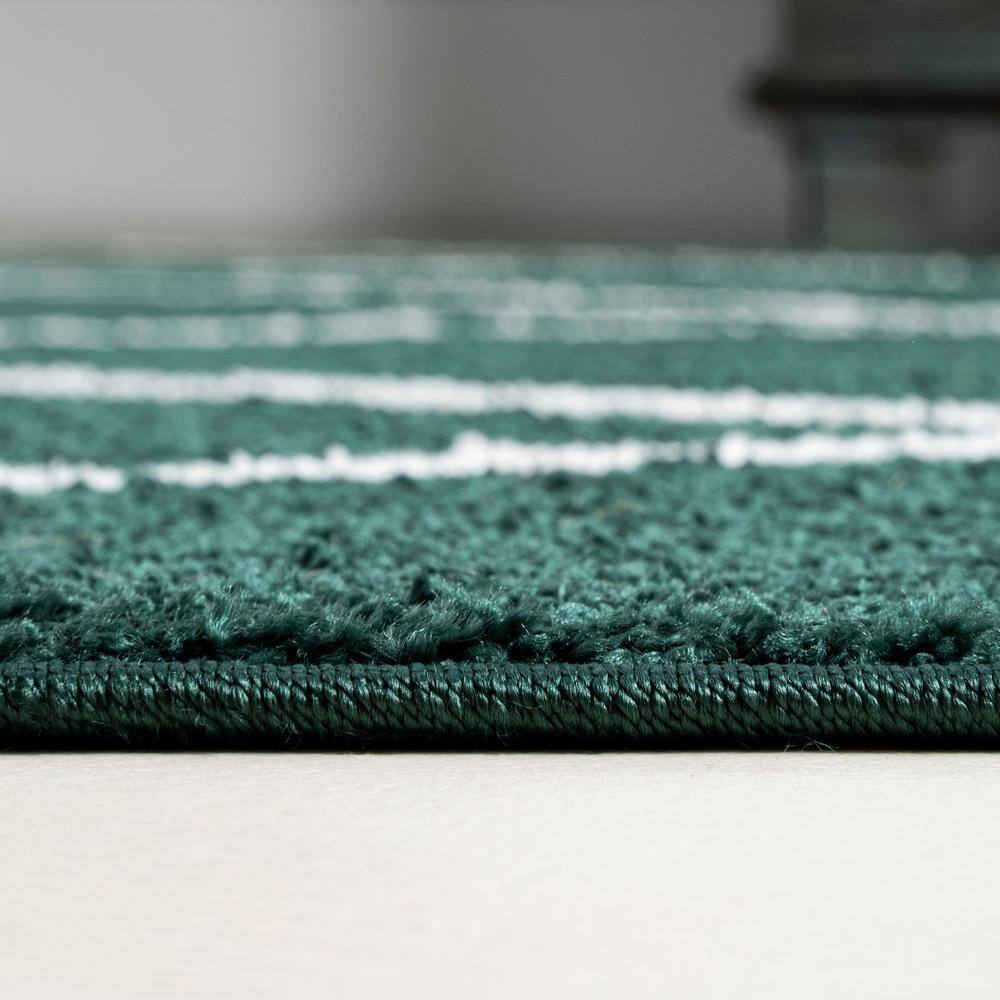 Cole Green and White Diamond Trellis Round Area Rug
