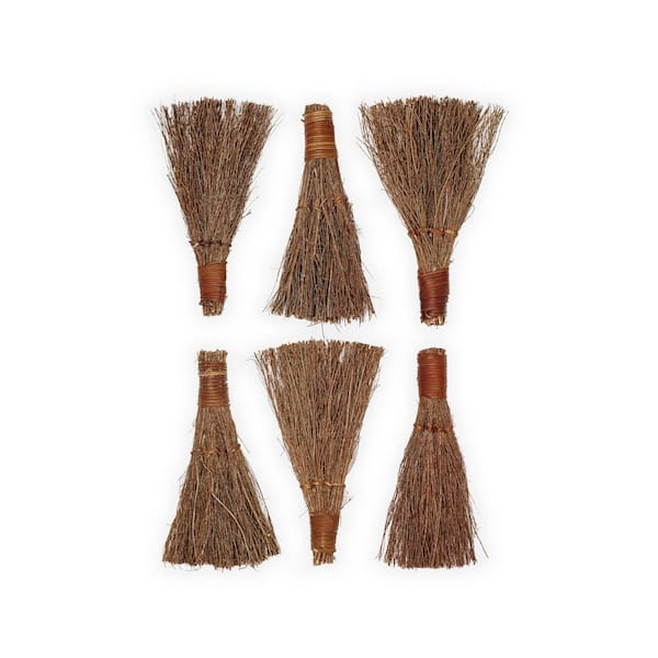 Bindle & Brass 6 in. Classic Cinnamon Scented Broom (6-Pack)