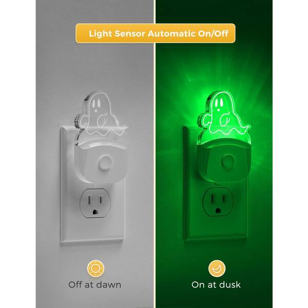 Better Bathrooms 2x LED Night Light Plug-in Dusk to Dawn Sensor Colour Changing Bathroom Bedroom 