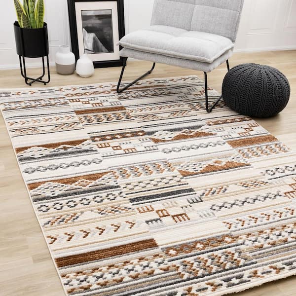 Solvyn Collections 5 ft. x 8 ft. Beige Tribal/Southwestern Indoor Area Rug