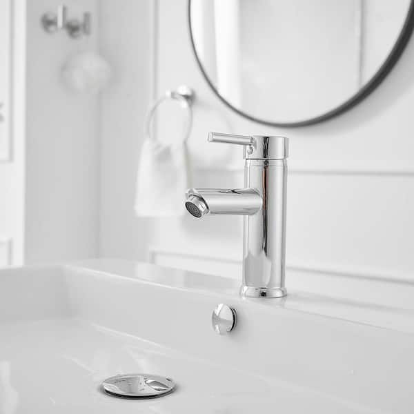 Single Hole Single Handle Bathroom Faucet With Pop Up Drain in Polished Chrome