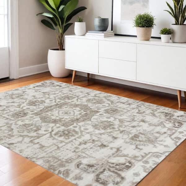 Brown 4 x 6 ft. Woven Medallion Rectangle Indoor Area Rug