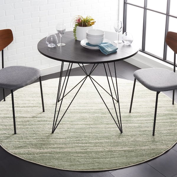 Adirondack Sage/Ivory Solid Color 6 ft. x 6 ft. Striped Round Area Rug