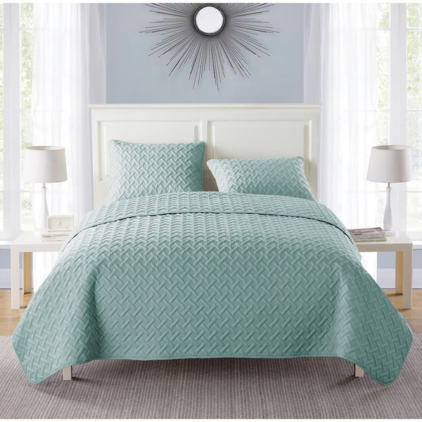 Nina Embossed 3 piece Blue Basketweave Microfiber King Quilt Set