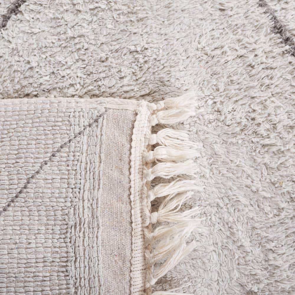 Gray and Ivory Hand-Knotted Washable Rectangular Area Rug