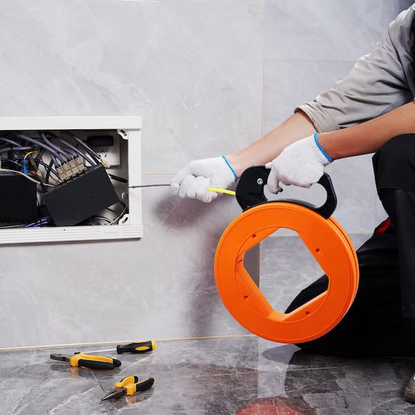 Fish Tape 100 ft. 1/16in. Fiberglass Wire Puller with Optimized Housing and Handle Cable Puller Tool Non-Conductive