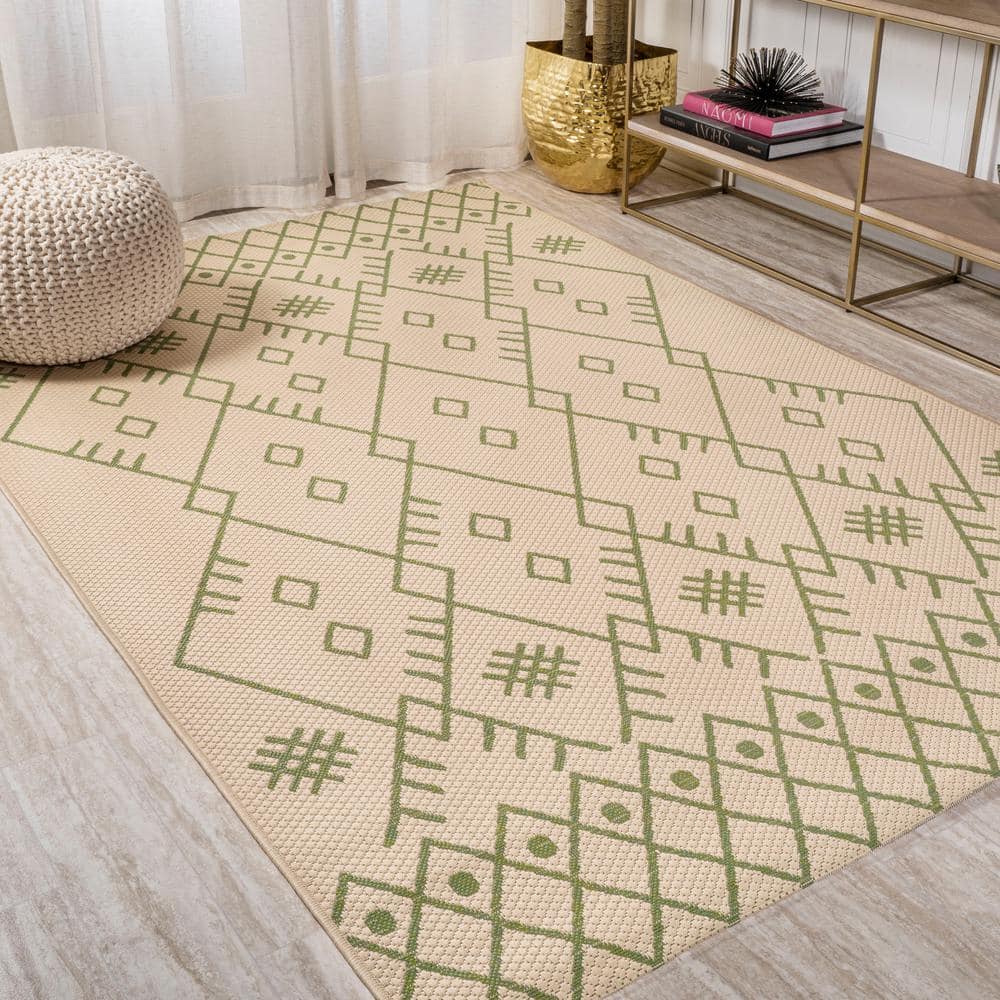 https://images.thdstatic.com/productImages/851cf564-3af3-478e-9219-61373f70feca/svn/beige-green-jonathan-y-outdoor-rugs-smb123a-3-64_1000.jpg