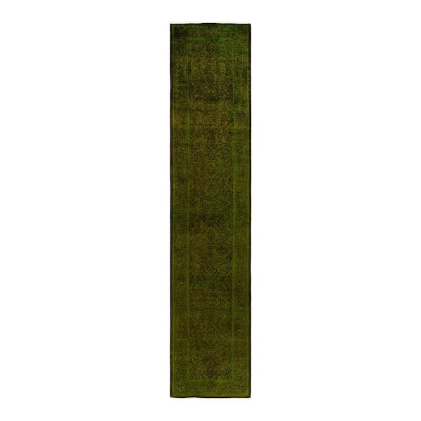 Chloe & Olivia Home Overdyed Gold 2 ft. 6 in. x 11 ft. 8 in. Wool Indoor Area Rug