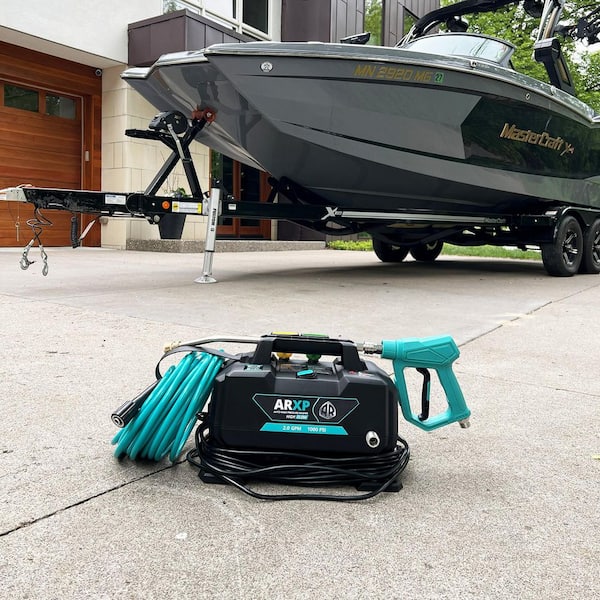 AR Blue Clean ARXP-AW 1000 psi, 2.0 GPM Cold Water Compact High