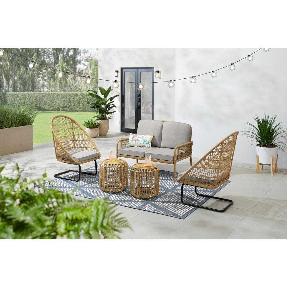 Beautiful Outdoor Patio Wicker Furniture Deep Seating 5 pc set